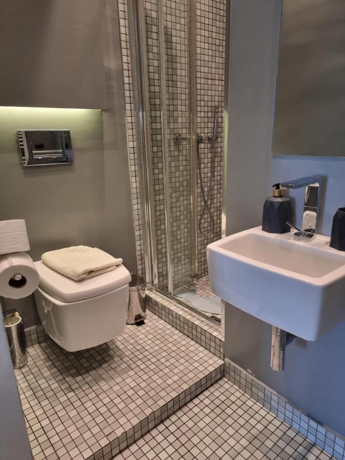 Appartamento Luxury Living Athens By Yha Esterno foto